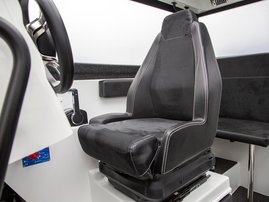 023 2025 Silver Condor-Cabin detail-010