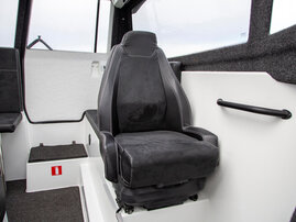 021 2025 Silver Condor-Cabin detail-012