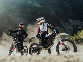 2026 Zero XE sahkomoottoripyora Action-011